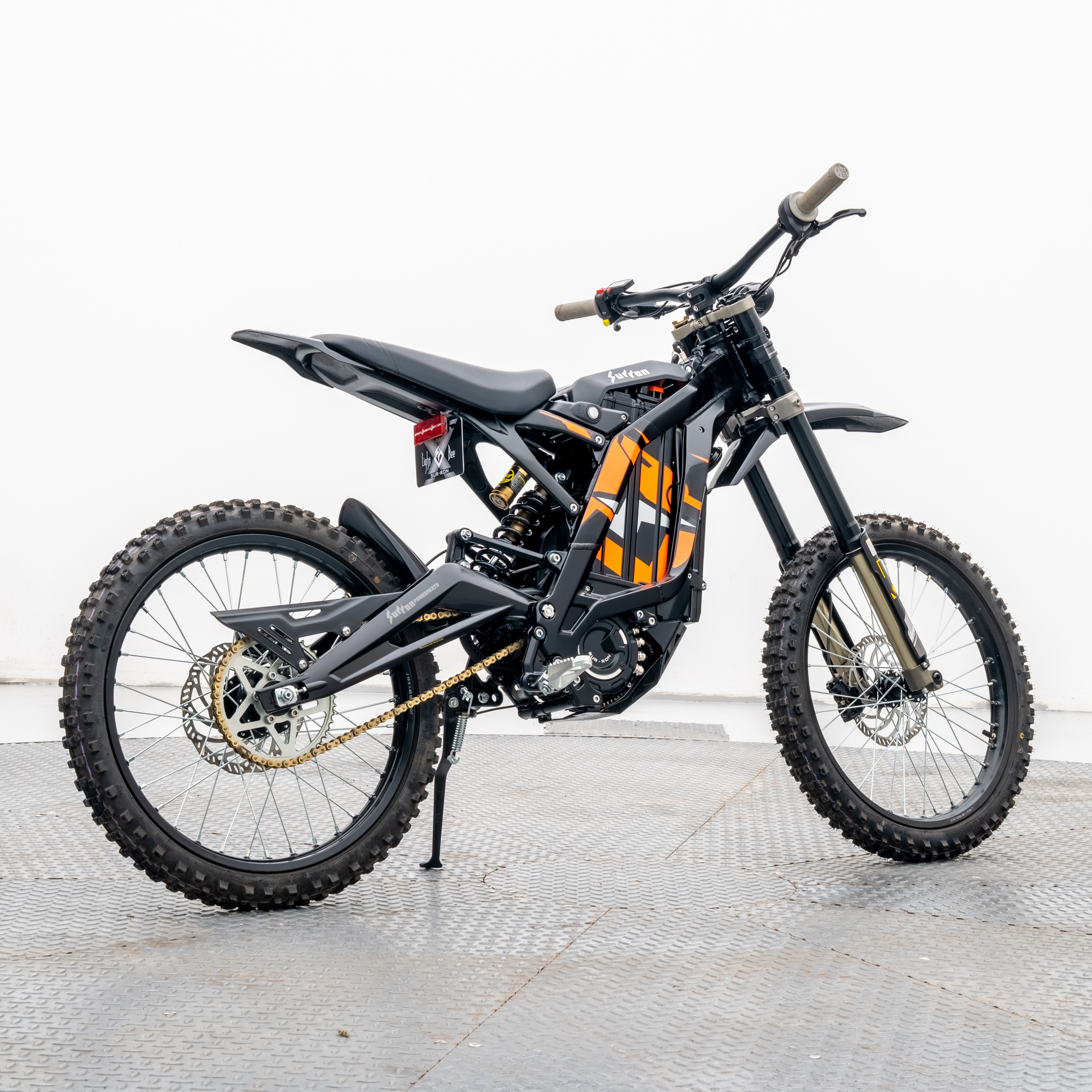 Wholesales New Original Suron Light Bee X Powerful 5400W Dirt Ebike Adult SurRon Electric Bike - Image 2